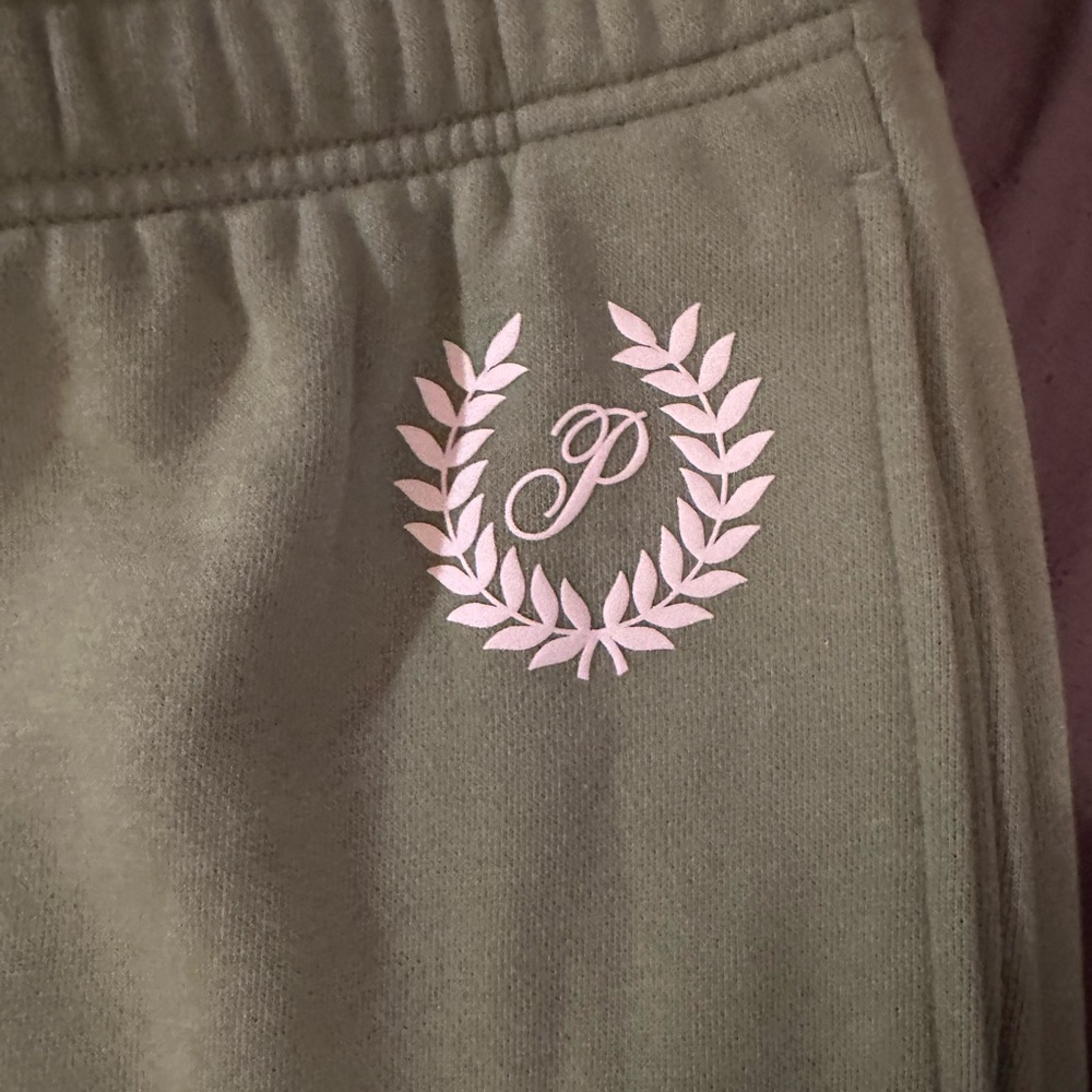 VS green flare sweats